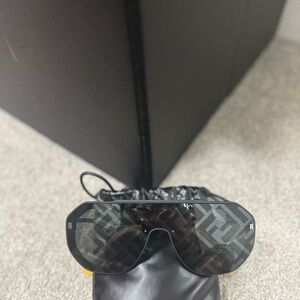 Fendi Black and Gray Patterned Sunglasses